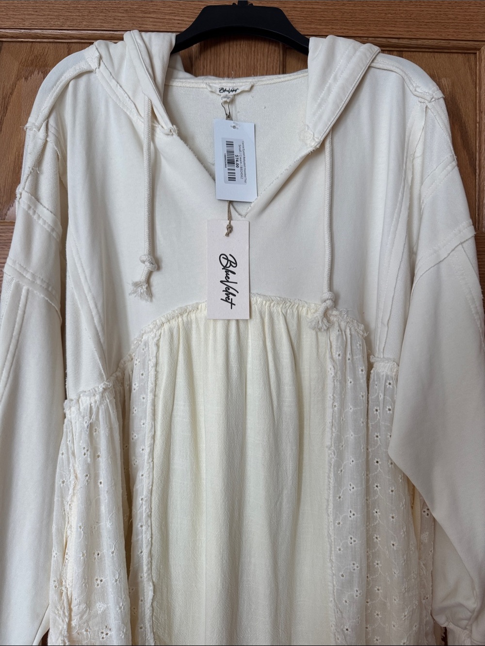 Blue Velvet Carrie Babydoll Cream Hooded Eyelet-Paneled Tunic Retail $74 S NEW